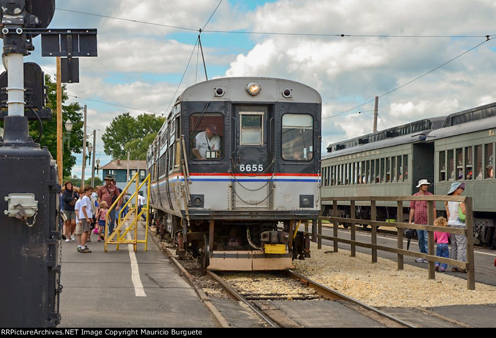 CTA Chicago Transit Authority Electric car